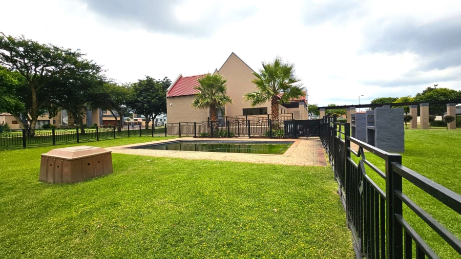 To Let 2 Bedroom Property for Rent in Irene Gauteng
