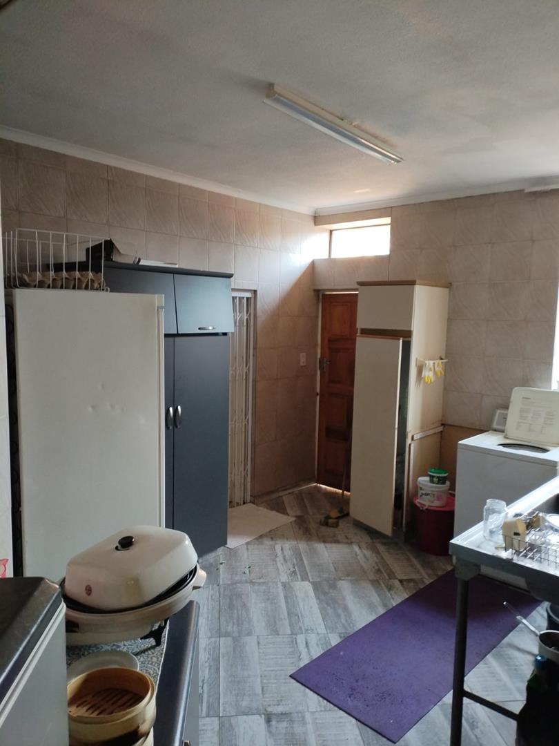 5 Bedroom Property for Sale in Waterkloof Heights Gauteng
