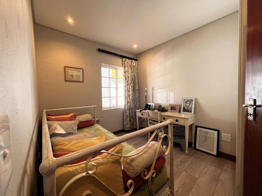 2 Bedroom Property for Sale in Bryanston Gauteng