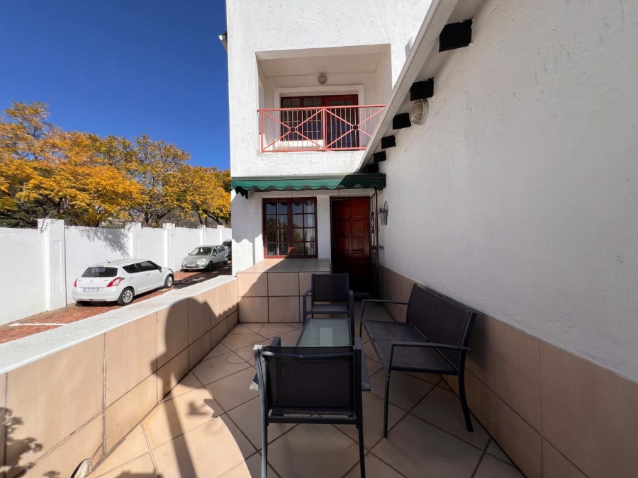 2 Bedroom Property for Sale in Bryanston Gauteng