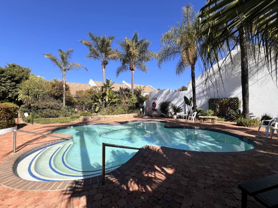 2 Bedroom Property for Sale in Bryanston Gauteng