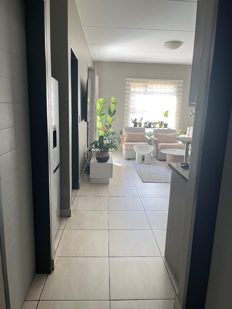2 Bedroom Property for Sale in Glen Austin AH Gauteng