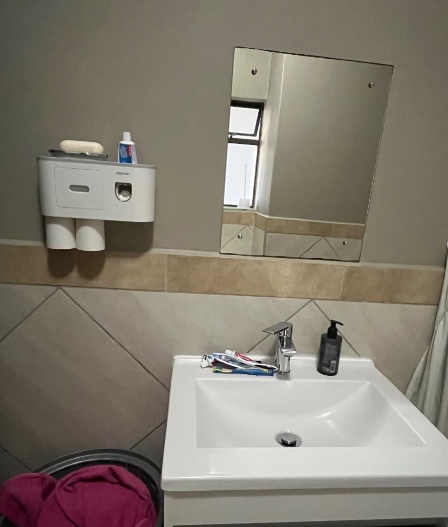 2 Bedroom Property for Sale in Glen Austin AH Gauteng