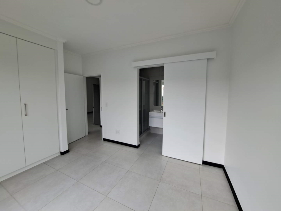 To Let 3 Bedroom Property for Rent in Broadacres Gauteng