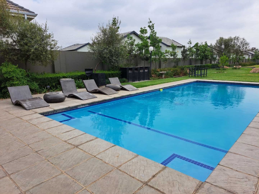 To Let 3 Bedroom Property for Rent in Broadacres Gauteng