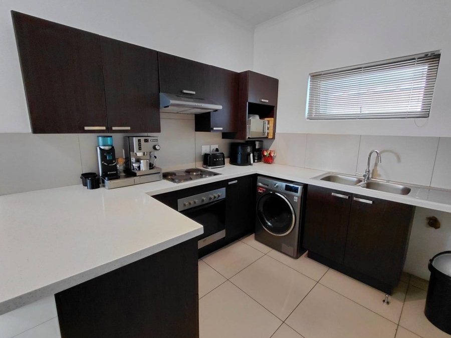 To Let 2 Bedroom Property for Rent in Kengies Gauteng