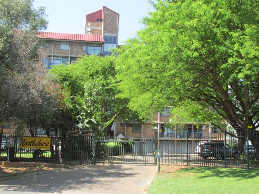 2 Bedroom Property for Sale in Kilner Park Gauteng