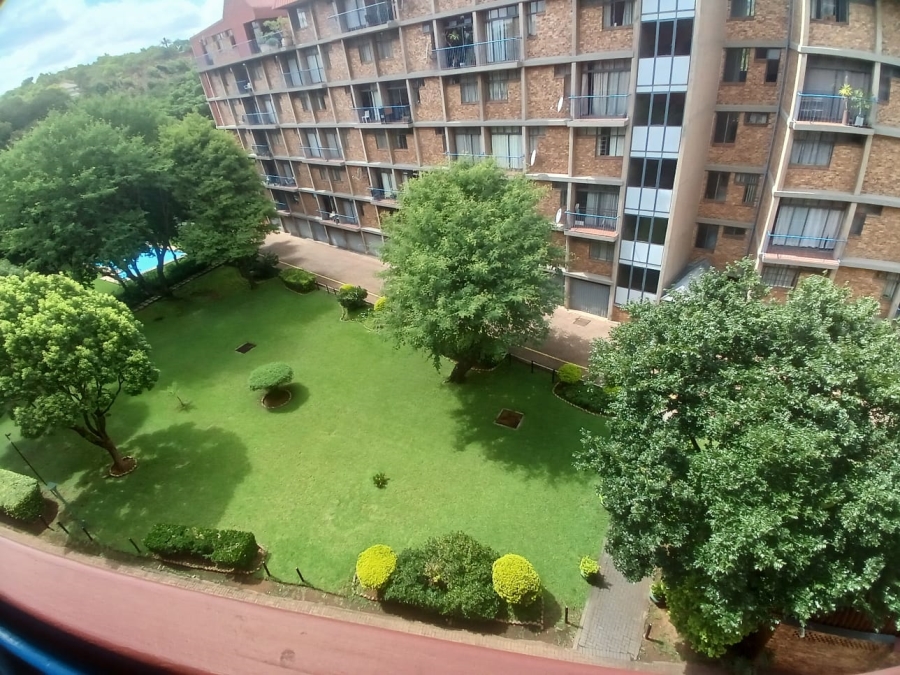 2 Bedroom Property for Sale in Kilner Park Gauteng