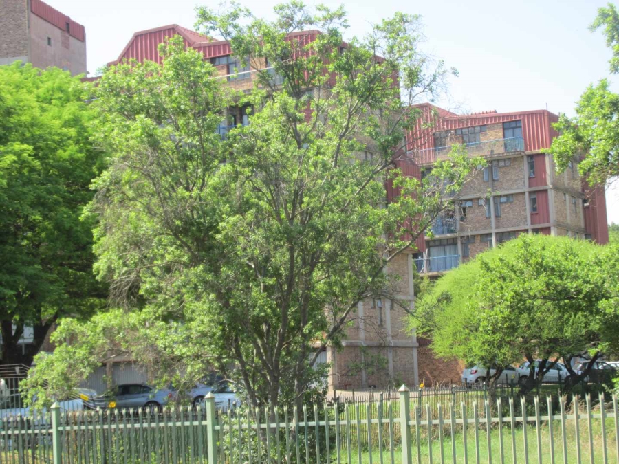 2 Bedroom Property for Sale in Kilner Park Gauteng