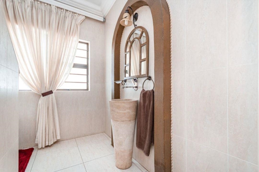 4 Bedroom Property for Sale in Bredell Gauteng