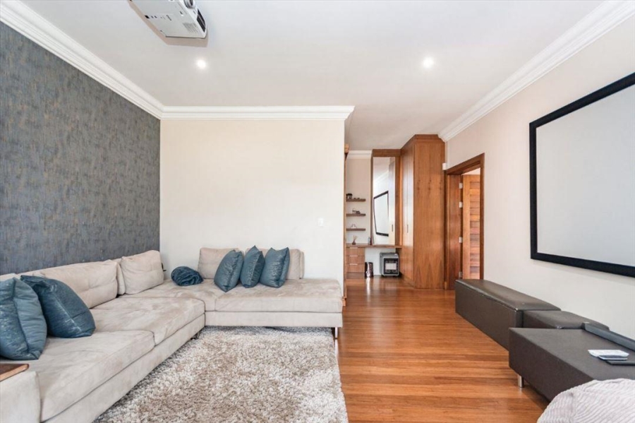 4 Bedroom Property for Sale in Bredell Gauteng