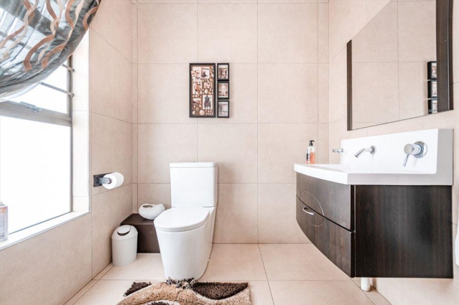 4 Bedroom Property for Sale in Bredell Gauteng
