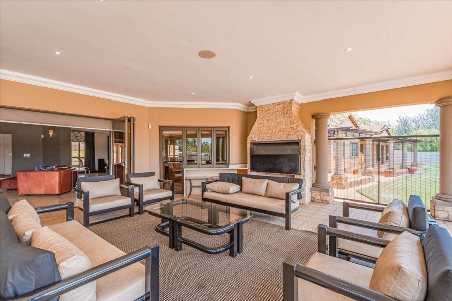 4 Bedroom Property for Sale in Bredell Gauteng