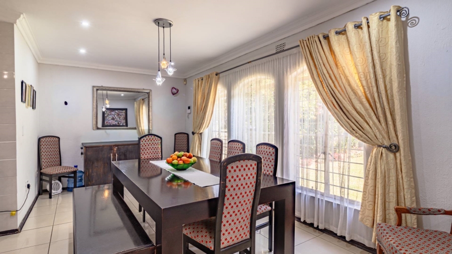 4 Bedroom Property for Sale in Northcliff Ext 15 Gauteng