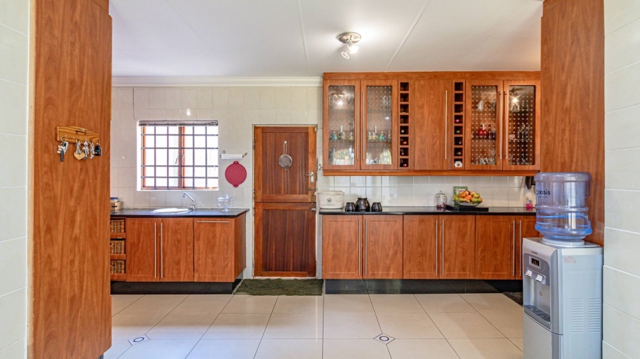 4 Bedroom Property for Sale in Northcliff Ext 15 Gauteng