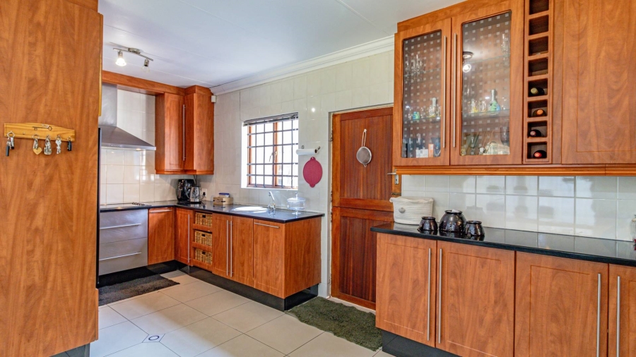 4 Bedroom Property for Sale in Northcliff Ext 15 Gauteng