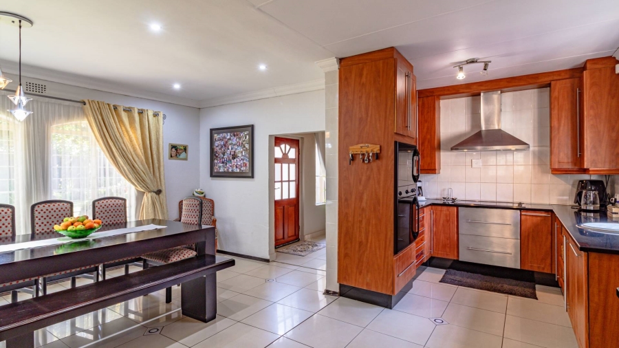 4 Bedroom Property for Sale in Northcliff Ext 15 Gauteng