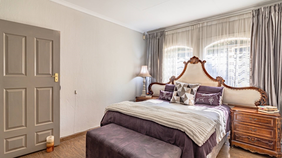4 Bedroom Property for Sale in Northcliff Ext 15 Gauteng