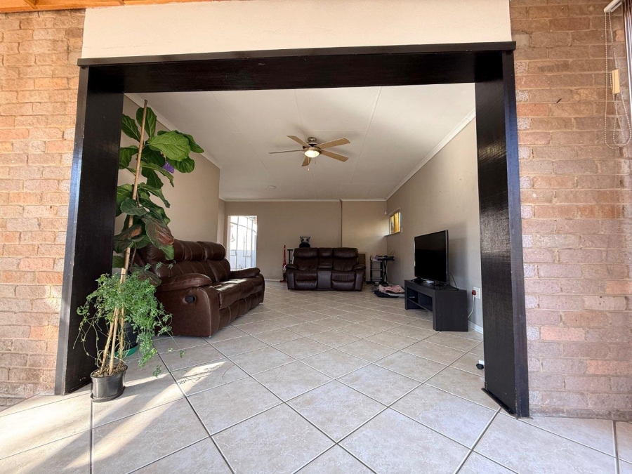 3 Bedroom Property for Sale in Suideroord Gauteng