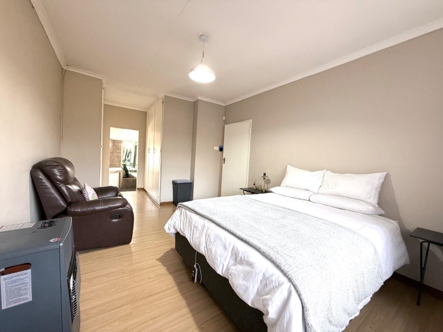 3 Bedroom Property for Sale in Suideroord Gauteng