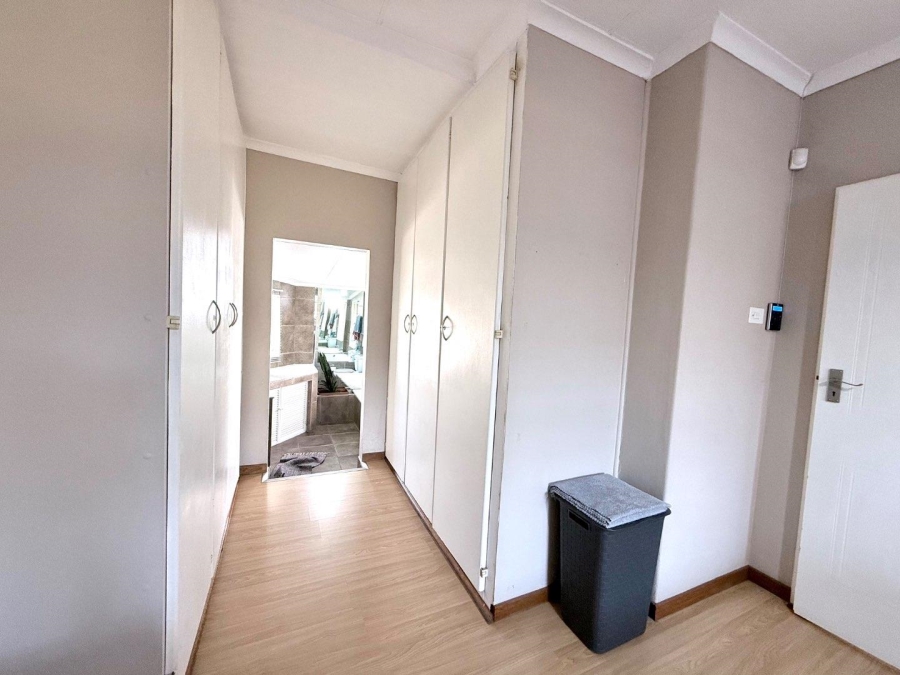 3 Bedroom Property for Sale in Suideroord Gauteng