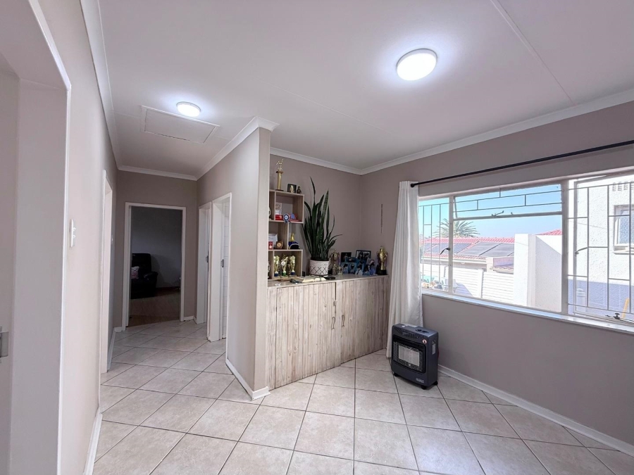 3 Bedroom Property for Sale in Suideroord Gauteng