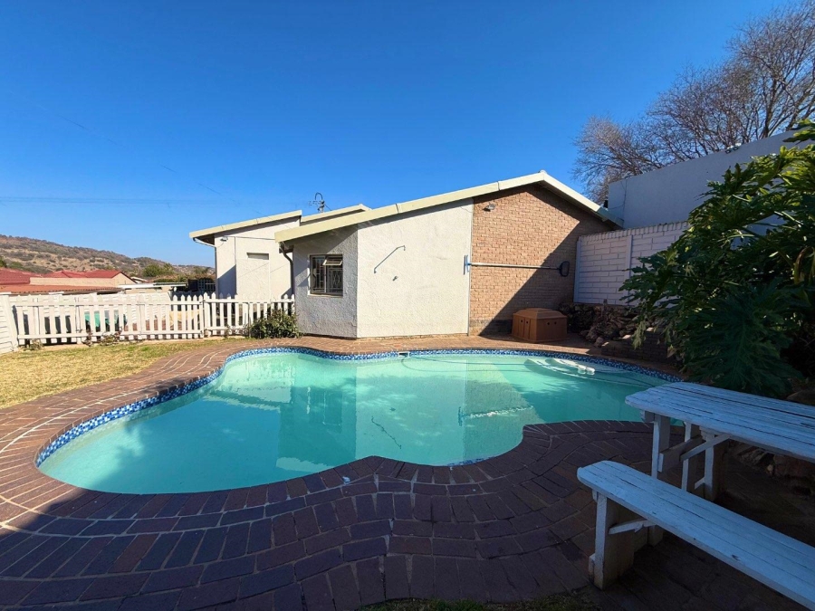 3 Bedroom Property for Sale in Suideroord Gauteng