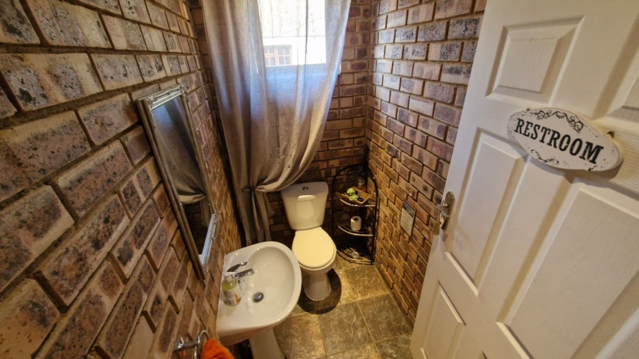 4 Bedroom Property for Sale in Meyersdal Gauteng