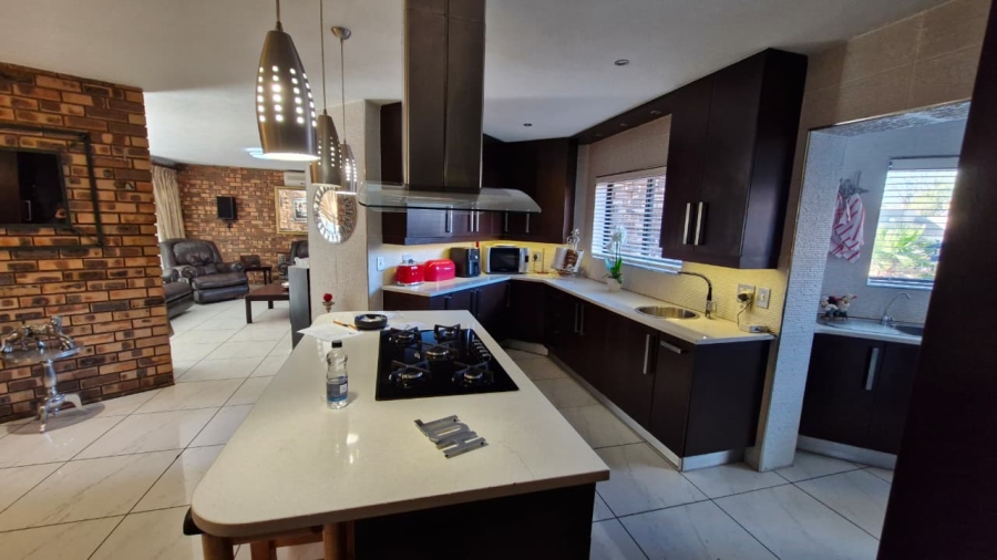 4 Bedroom Property for Sale in Meyersdal Gauteng