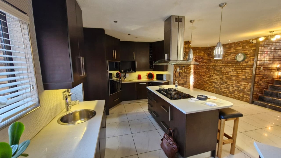 4 Bedroom Property for Sale in Meyersdal Gauteng