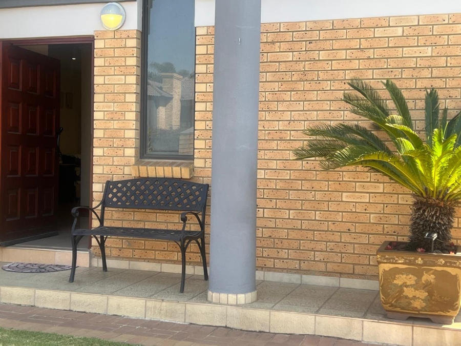 4 Bedroom Property for Sale in Meyersdal Gauteng