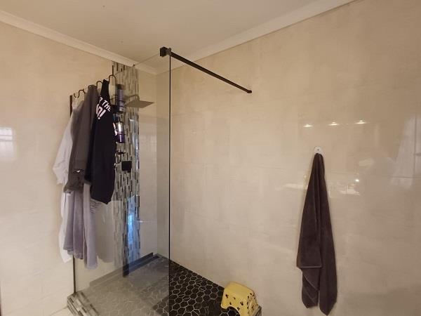 3 Bedroom Property for Sale in Oakdene Gauteng