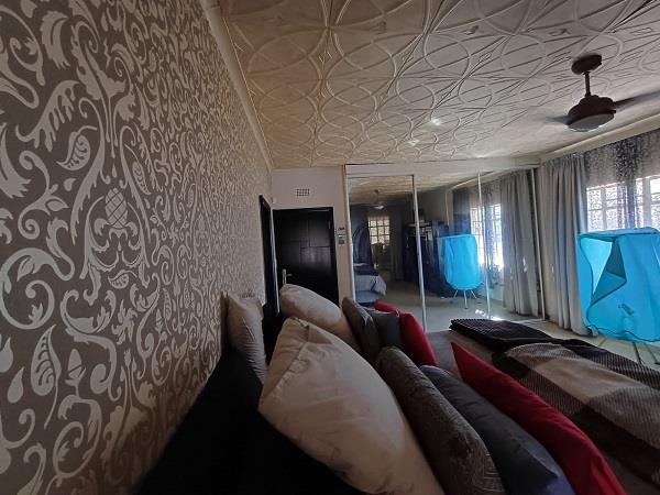 3 Bedroom Property for Sale in Oakdene Gauteng