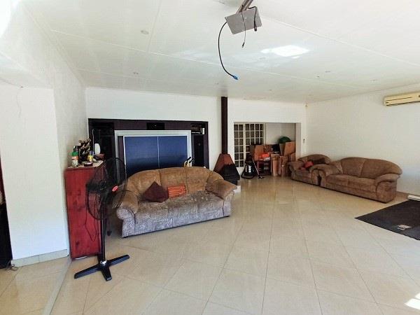 3 Bedroom Property for Sale in Oakdene Gauteng