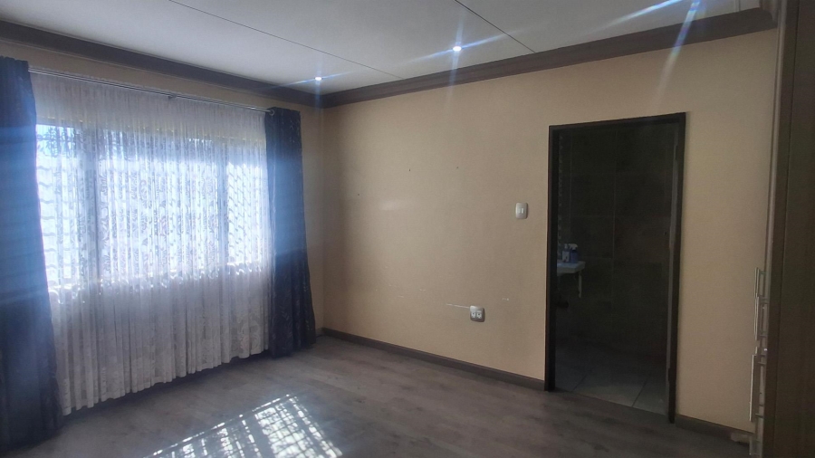 3 Bedroom Property for Sale in Actonville Gauteng