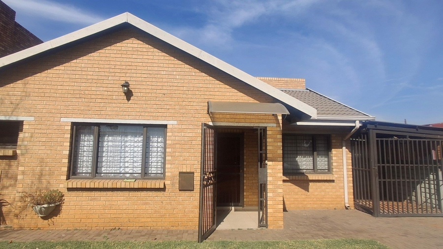 3 Bedroom Property for Sale in Actonville Gauteng