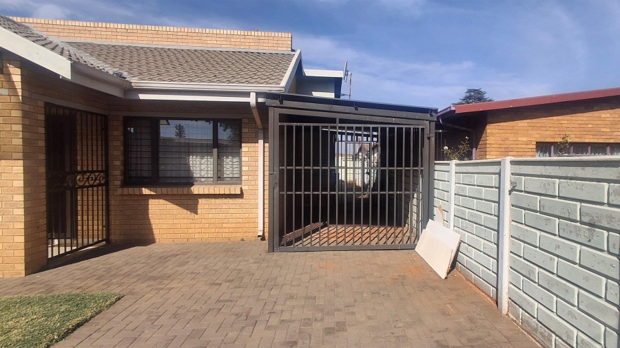 3 Bedroom Property for Sale in Actonville Gauteng