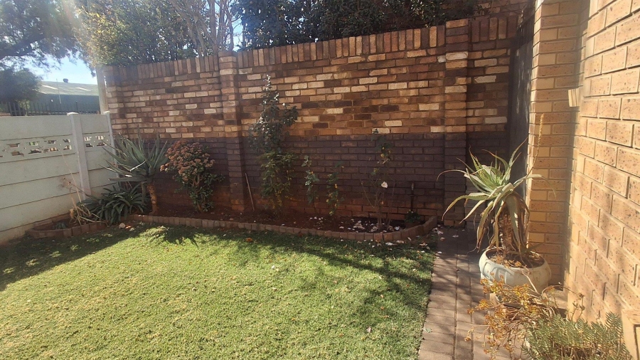 3 Bedroom Property for Sale in Actonville Gauteng