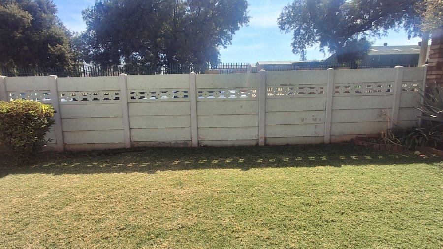 3 Bedroom Property for Sale in Actonville Gauteng