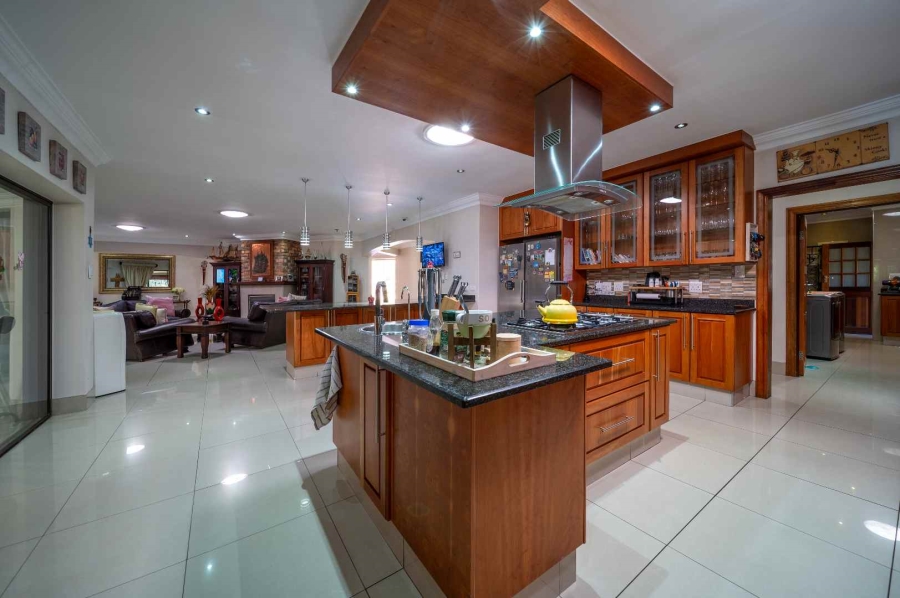 5 Bedroom Property for Sale in Benoni North Gauteng