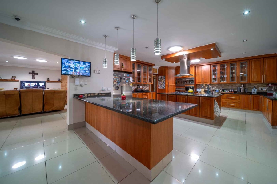 5 Bedroom Property for Sale in Benoni North Gauteng