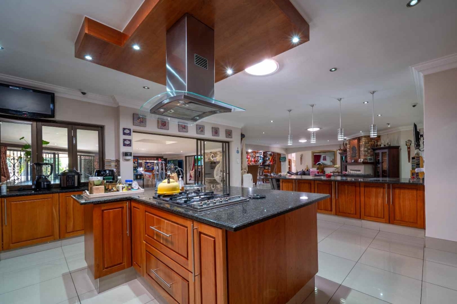 5 Bedroom Property for Sale in Benoni North Gauteng