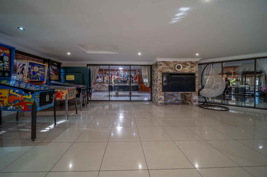 5 Bedroom Property for Sale in Benoni North Gauteng