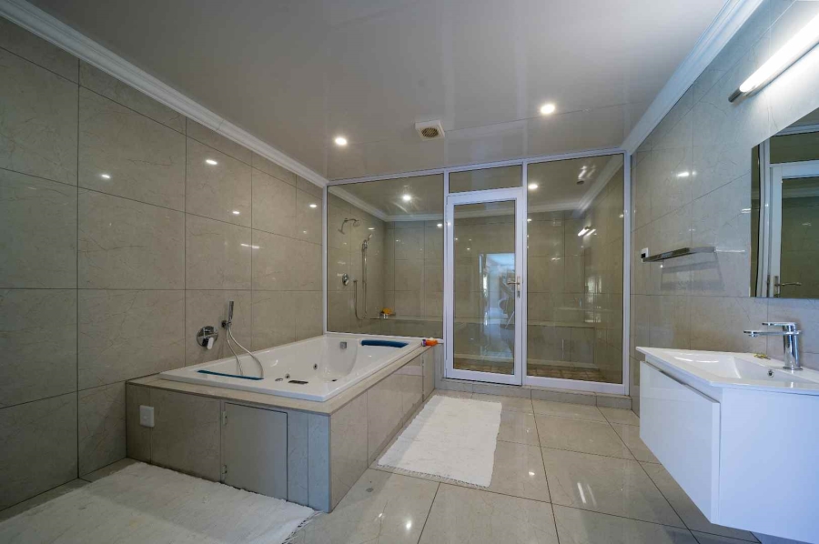 5 Bedroom Property for Sale in Benoni North Gauteng