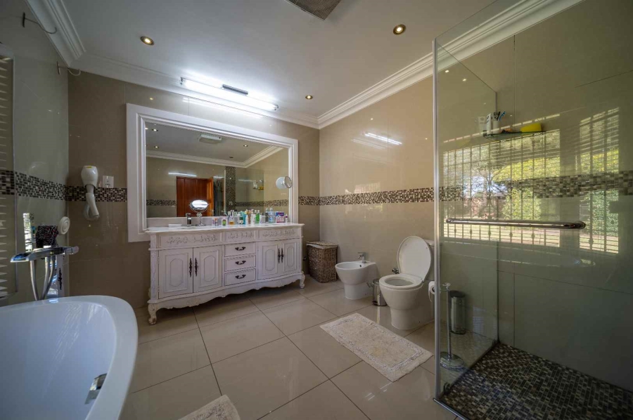 5 Bedroom Property for Sale in Benoni North Gauteng