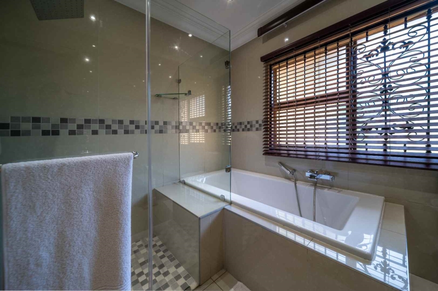 5 Bedroom Property for Sale in Benoni North Gauteng