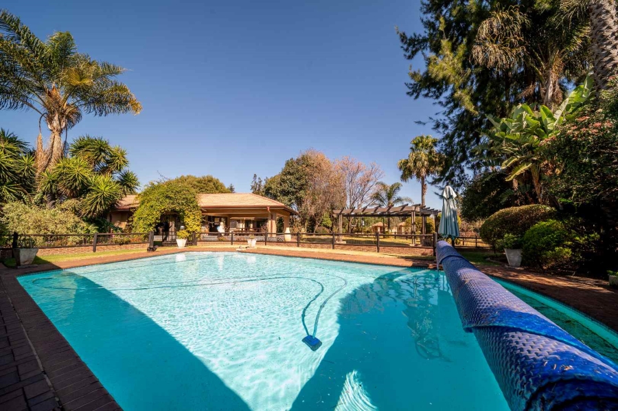 5 Bedroom Property for Sale in Benoni North Gauteng