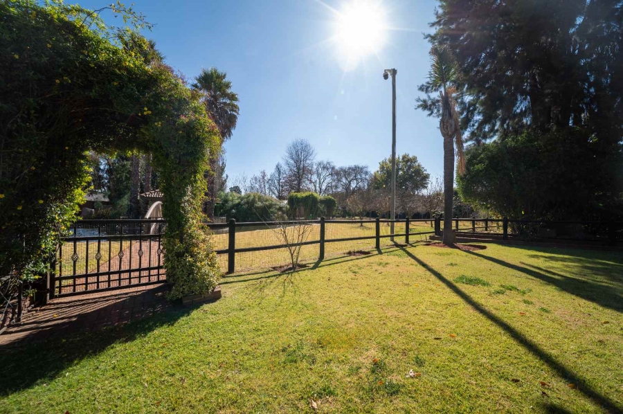 5 Bedroom Property for Sale in Benoni North Gauteng