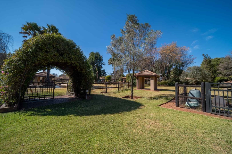 5 Bedroom Property for Sale in Benoni North Gauteng