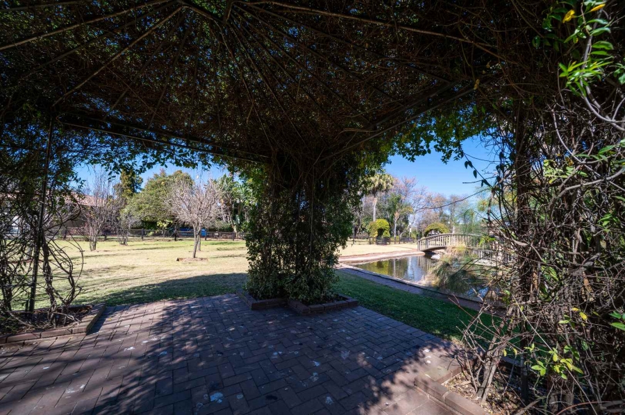 5 Bedroom Property for Sale in Benoni North Gauteng